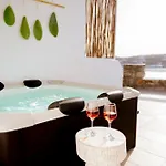 Sunlight Ornos Suites, Private Hot Tub Mykonos Town