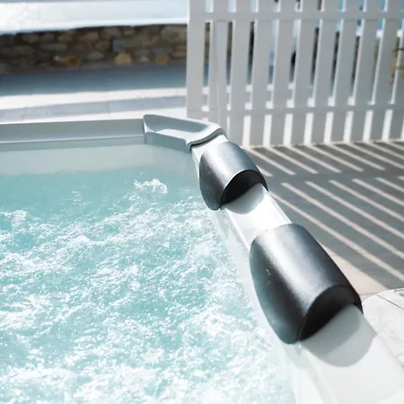 Sunlight Ornos Suites, Private Hot Tub Apartment *