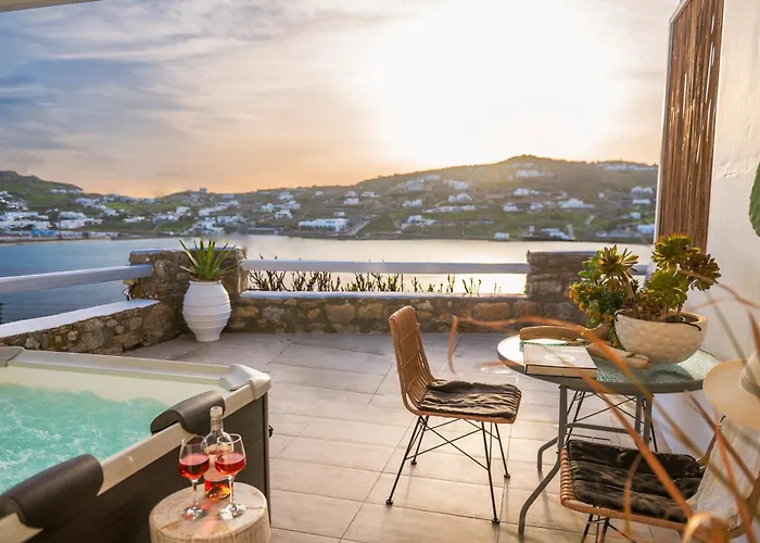 شقة Sunlight Ornos Suites, Private Hot Tub