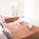 Sunlight Ornos Suites, Private Hot Tub Apartamento *