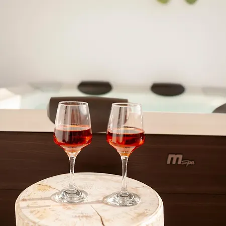 Apartman Sunlight Ornos Suites, Private Hot Tub *