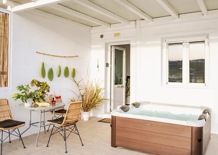 公寓 Sunlight Ornos Suites, Private Hot Tub