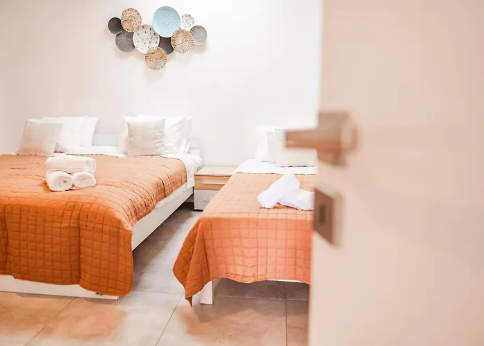 Sunlight Ornos Suites, Private Hot Tub Mykonos Town