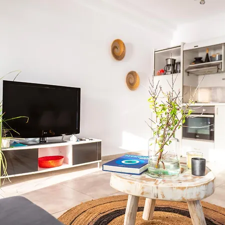 Διαμέρισμα Sunlight Ornos Suites, Private Hot Tub