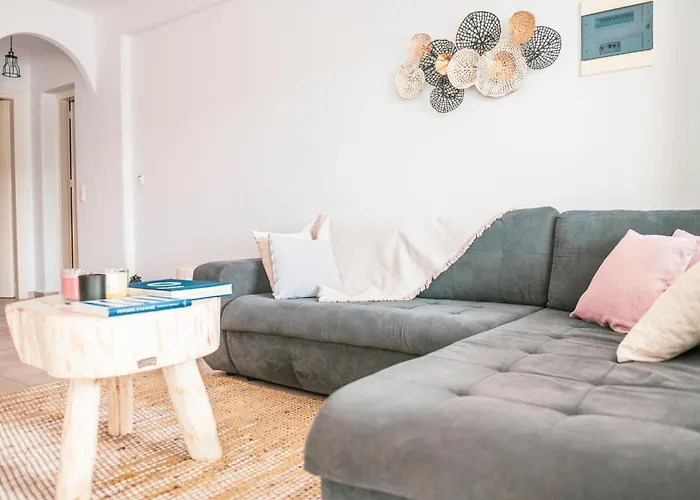 Sunlight Ornos Suites, Private Hot Tub * Mykonos Town